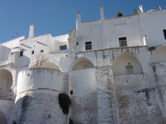 GITA AD OSTUNI, ALBEROBELLO, MATERA E BARI
