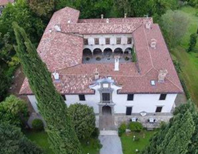 Visita al Castello di Valverde