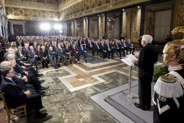 GLI AUGURI DI MATTARELLA AI MAESTRI DEL LAVORO